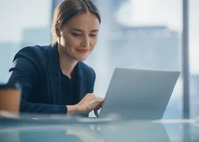 Information Manager - AdobeStock_476064281 --- Gorodenkoff --- 280x200